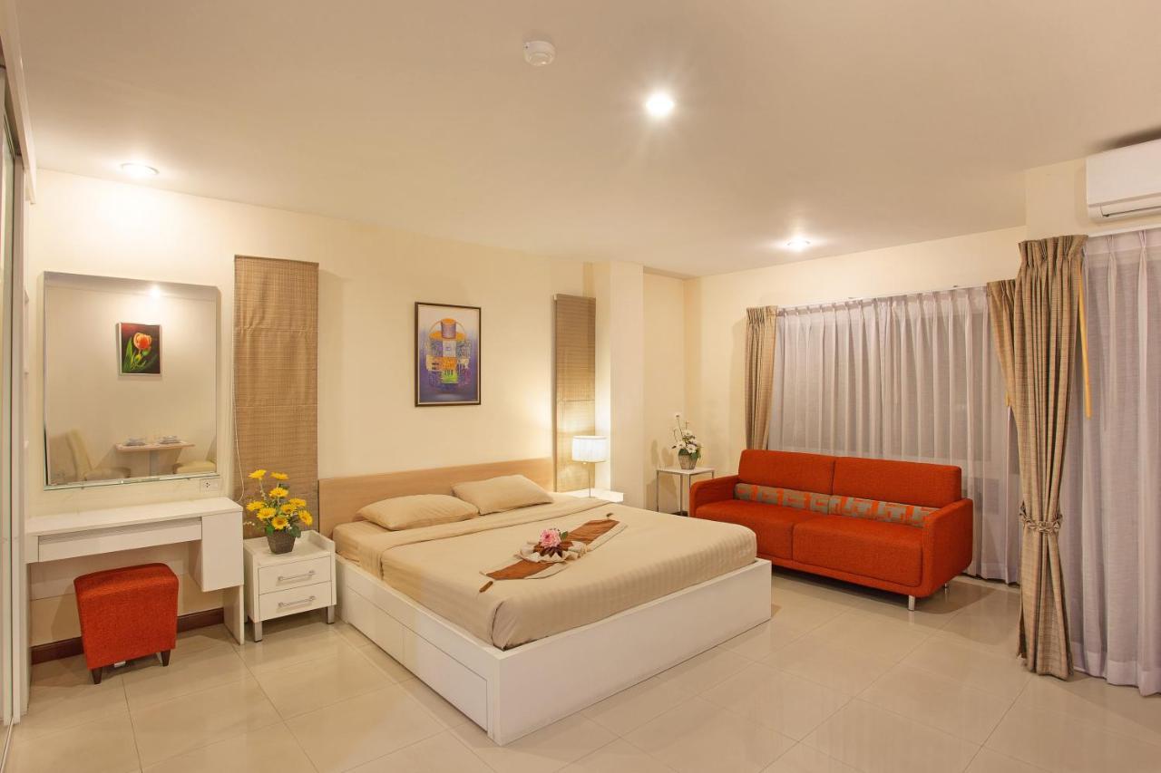 C-House & Residence Hotel Amata City Pluak Daeng Экстерьер фото